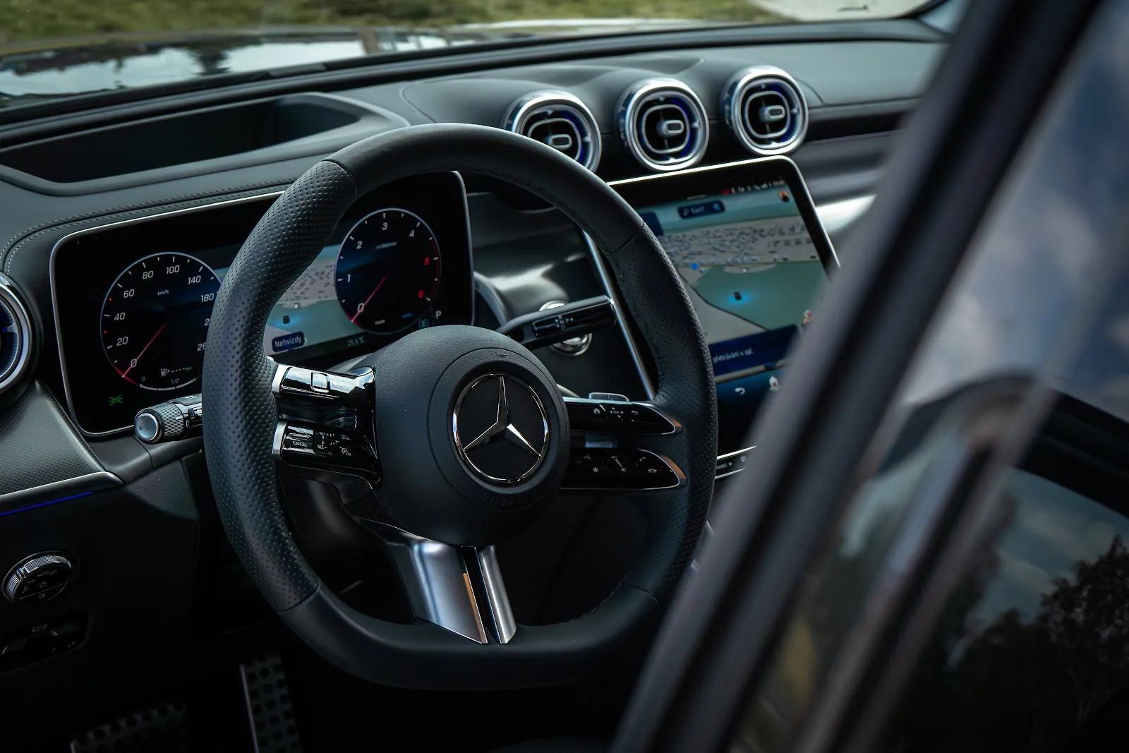 Fotografie vozu: Driving Assistance Plus + HUD